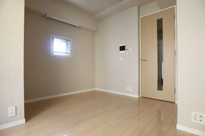 Castalia Omori II - Interior - ["Flooring", "Floor", "Wood flooring"]