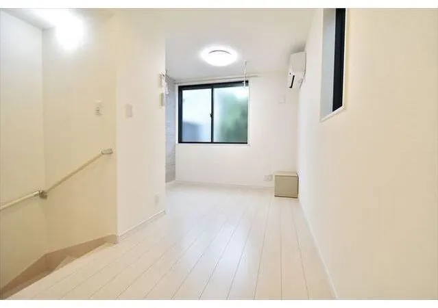 Brilliant Kanamecho - Interior - ["Flooring", "Ceiling", "Floor"]