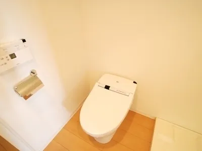 Premier Stage Shibakoen - Interior - ["Flooring", "Plumbing fixture", "Toilet seat"]