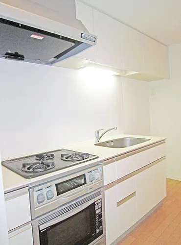 Grace Court Shirokane - Interior - ["Major appliance", "Kitchen", "Flooring"]