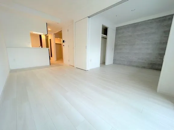 Serenite Fran Shin-Osaka - Interior - ["Flooring", "Floor", "Wood"]