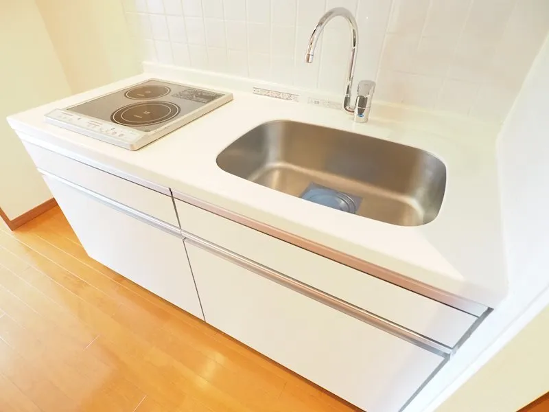 Residia Bunkyo Hongo - Interior - ["Brown", "Tap", "Kitchen sink"]