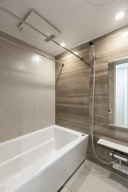 Comforia Kitazawa - Interior - ["Building", "Bathtub", "Plumbing fixture"]