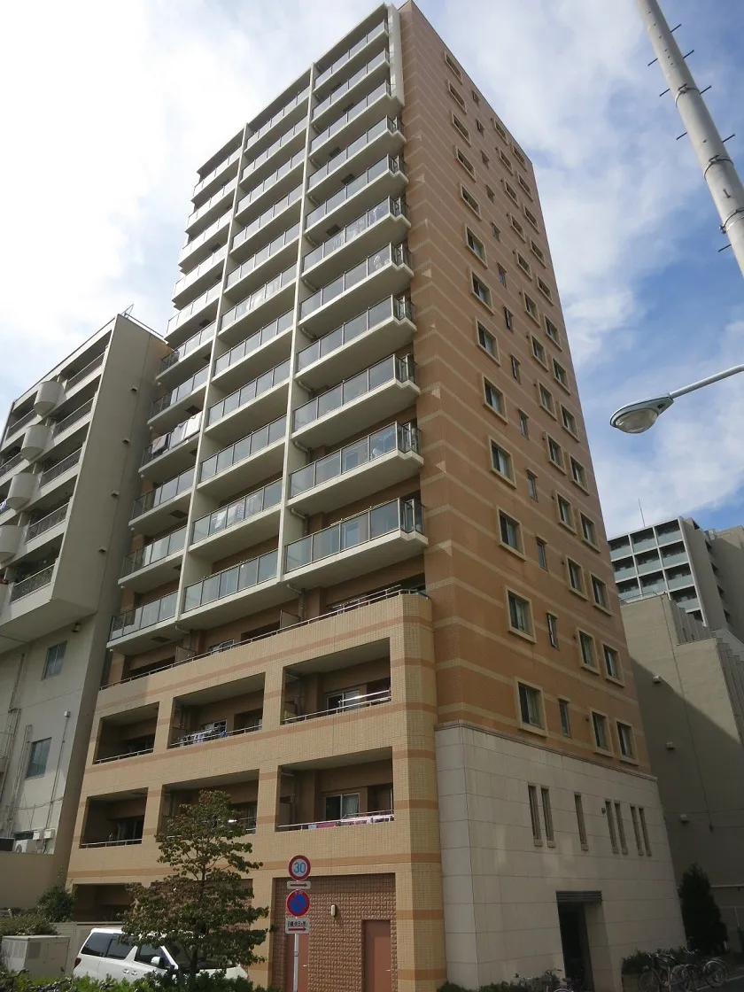 Ecology Asakusa Bridge Residence - Exterior - ["Cloud", "Sky", "Building"]