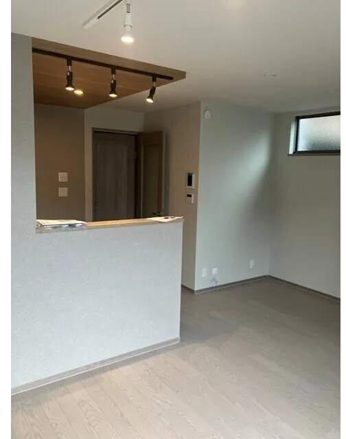 Noah Higashi-Ikebukuro - Interior - ["Flooring", "Wood", "Floor"]