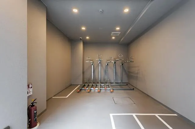 Due Ikebukuro - Exterior - ["Flooring", "Floor", "Ceiling"]