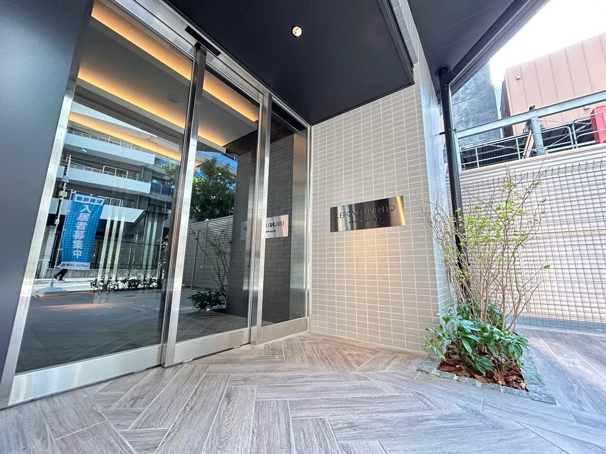 Lefon Livent Ikebukuro - Exterior - ["Composite material", "Apartment", "Commercial building"]