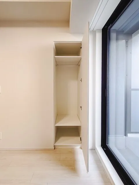Brookside Residence Kiba - Interior - ["Flooring", "Wall", "Floor"]