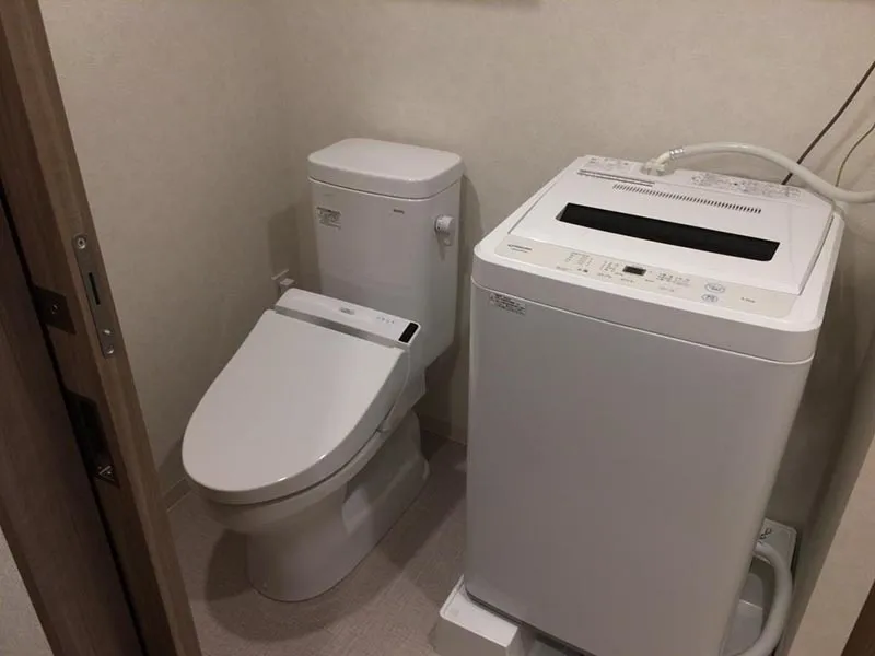 Mynavi STAY Grande Ueno - Interior - ["Flooring", "Floor", "Plumbing fixture"]