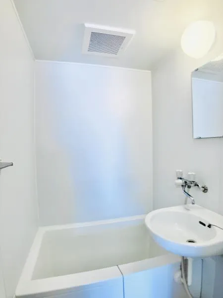 Asakawa Corp. - Interior - ["Plumbing fixture", "Sink", "Tap"]