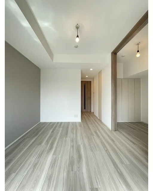 Stylio Kamata West - Interior - ["Flooring", "Floor", "Wood flooring"]