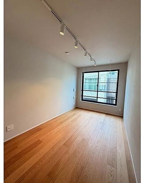 Atrio Flats Jiyugaoka East - Interior - ["Flooring", "Ceiling", "Wood"]