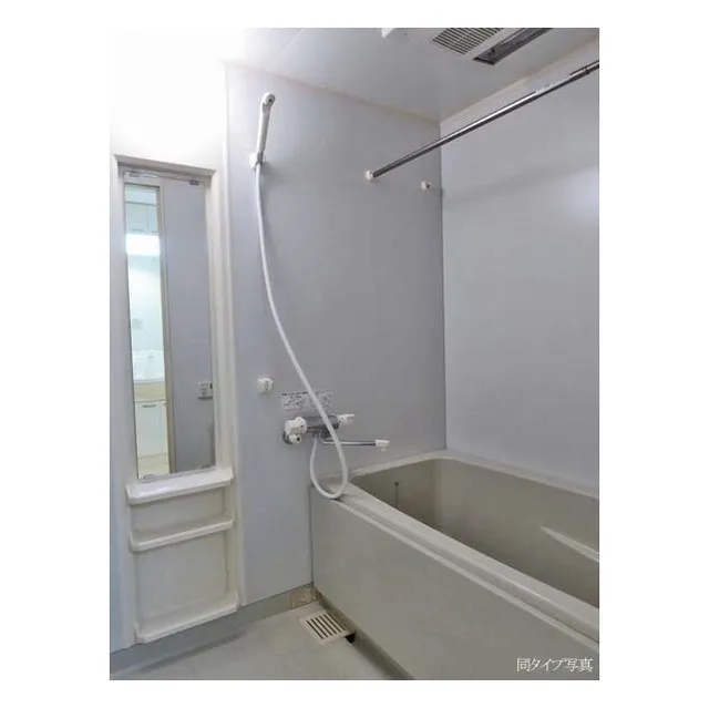 Comforia Higashishinagawa - Interior - ["Plumbing fixture", "Shower head", "Bathtub"]