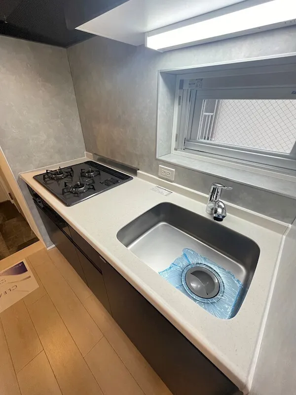 Residia Nihonbashi Bagurocho - Interior - ["Silver", "Major appliance", "Plumbing fixture"]
