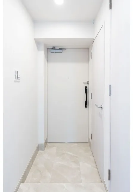 Ichigayadaimachizaka Front - Interior - ["Flooring", "Wall", "Floor"]