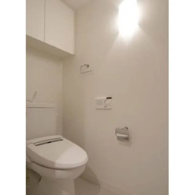 The Tokyo Towers Midtower - Interior - ["Toilet seat", "Toilet", "Plumbing fixture"]