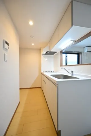 CENTRAL GARDEN RESIDENCE TOKYO - Interior - ["Floor", "Apartment", "Ceiling"]