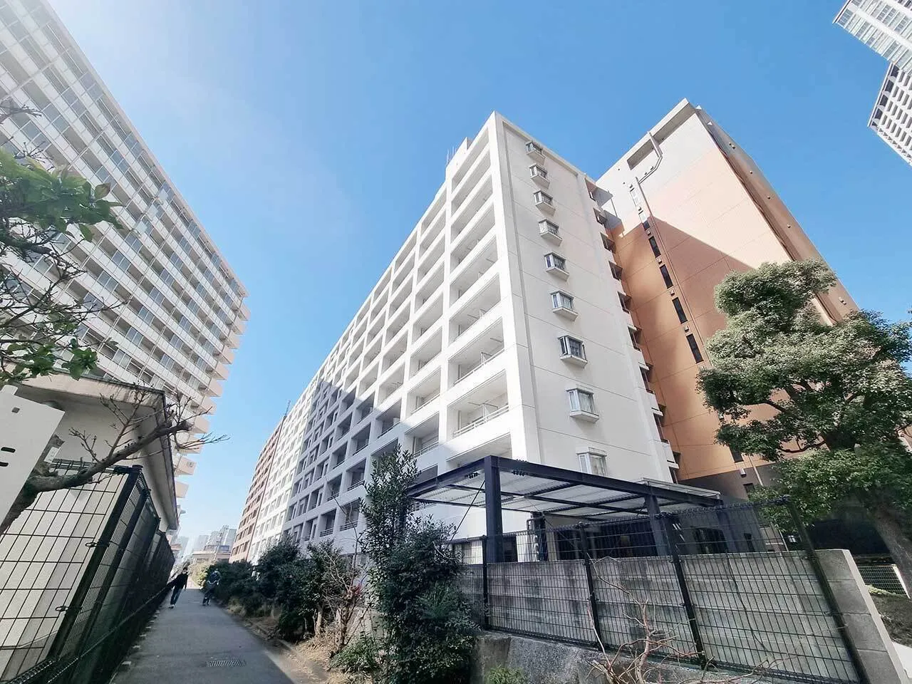Mynavi STAY Palace Kachidoki - Exterior - ["High-rise building", "Apartment", "Metropolitan area"]