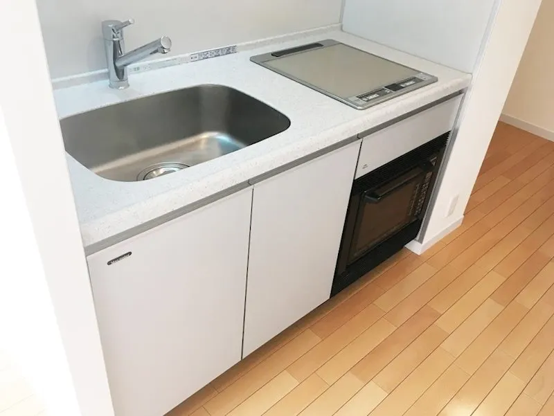 Frensia Azabujuban North - Interior - ["Kitchen sink", "Cabinetry", "Sink"]