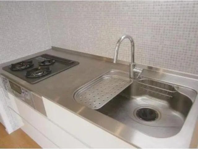 Park Cube Ginza East - Interior - ["Kitchen sink", "Plumbing fixture", "Tap"]