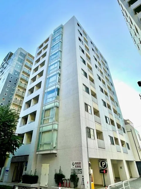 RESIDIA Ikebukuro West - Exterior - ["Sky", "Building", "Daytime"]