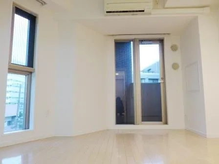 Residia Higashi Shinagawa - Interior - ["Flooring", "Floor", "Ceiling"]