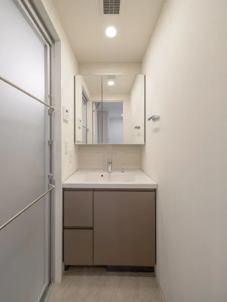 Brillia Ist Asakusa - Interior - ["Flooring", "Floor", "Interior design"]