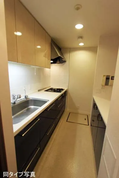 Comforia Himonya - Interior - ["Tap", "Cabinetry", "Sink"]