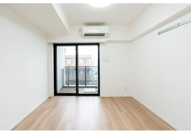 La Douceur Higashi Nakano - Interior - ["Wood flooring", "Tile Flooring"]