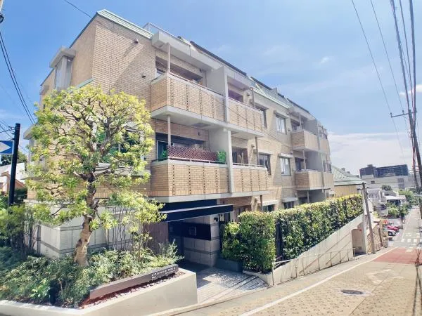 Cosmo Reit Ebisu - Exterior - ["Apartment", "Urban design", "Balcony"]