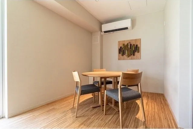 Comforia Liv Omorinishi - Other - ["Furniture", "Flooring", "Interior design"]