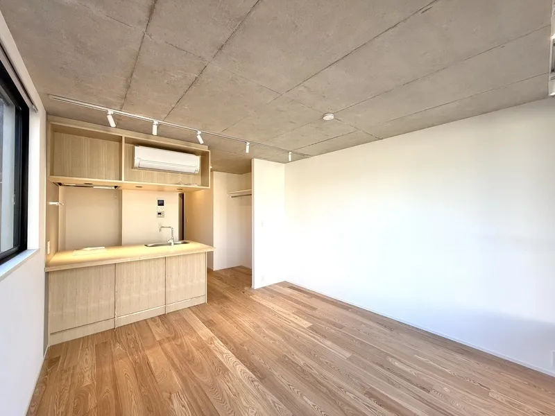 The Trias Nishinippori - Interior - ["Flooring", "Wood", "Ceiling"]
