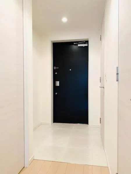 Brillia Ist Sangenjaya Blossom Terrace - Interior - ["Fixture", "Door", "Automotive exterior"]