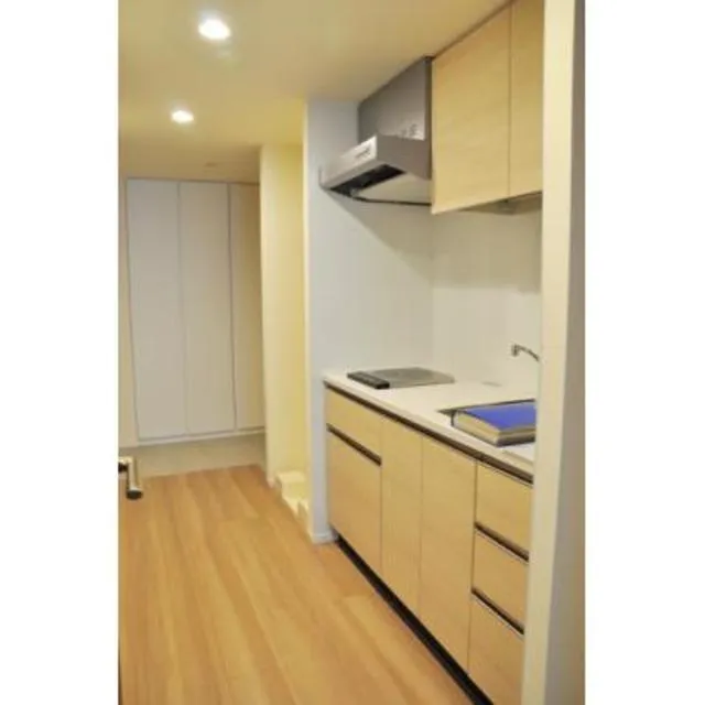 Park Axis Toyosu Canal - Interior - ["Cabinetry", "Furniture", "Building"]