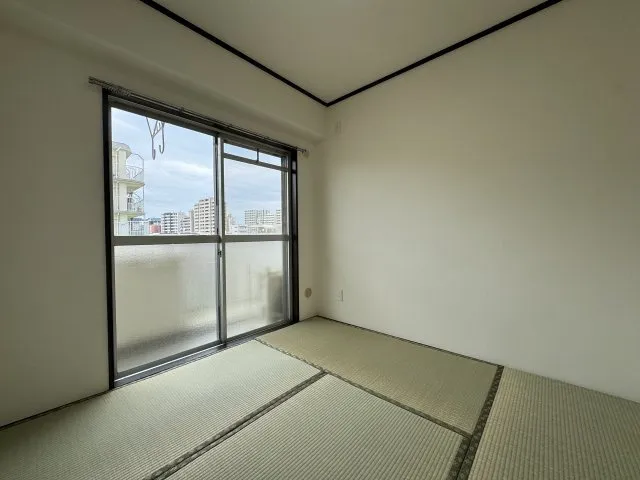 Parkside Minamioi - Interior - ["Flooring", "Floor", "Ceiling"]