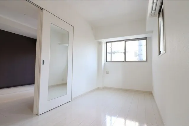Comforia Ryogoku Troyes - Interior - ["Property", "Room", "Ceiling"]