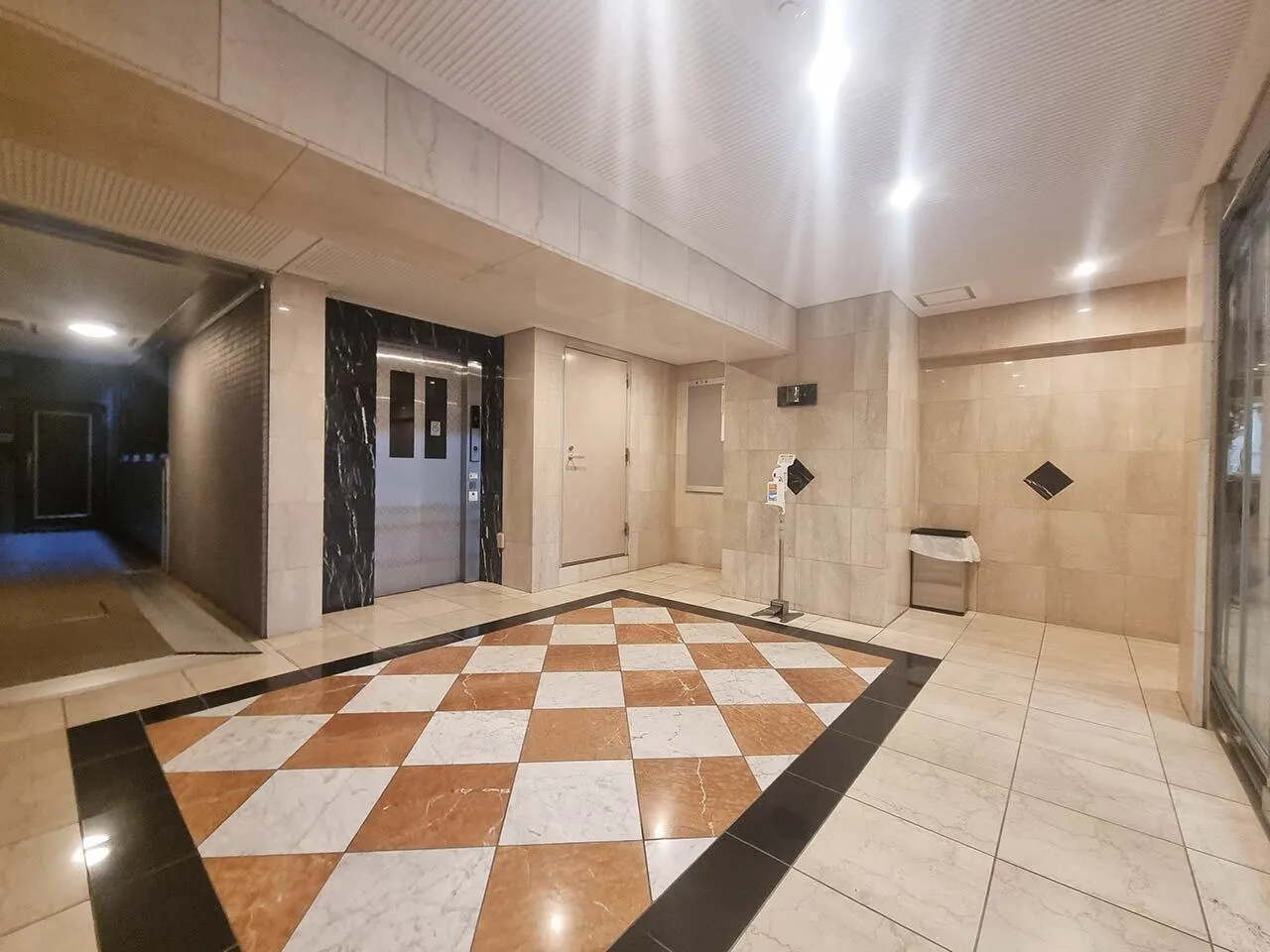 Mynavi STAY Miraie Sasazuka - Exterior - []