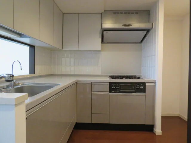 Pierce Wakabayashi - Interior - ["Kitchen", "Kitchen Appliance", "Countertop"]