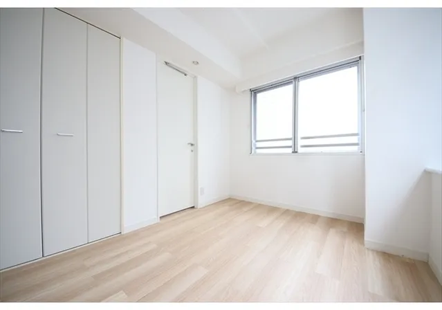 Castalia SuitenguⅡ - Interior - ["Property", "Window", "Building"]