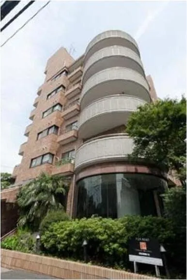 Casa Etchersa Setagaya - Exterior - ["Building", "Plant", "Sky"]
