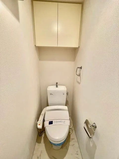 RESIDIA Kamiochiai - Interior - ["Plumbing fixture", "Toilet seat", "Bathroom"]