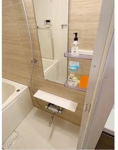 Makes Design Shiba Park - Interior - ["Plumbing fixture", "Flooring", "Bathroom"]