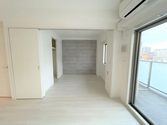Serenite Fran Shin-Osaka - Interior - ["Floor", "Flooring", "Apartment"]