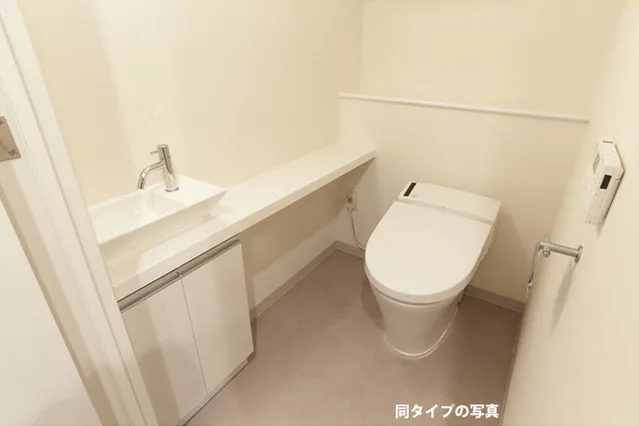 Conforia Higashi-Ikebukuro  - Interior - ["Plumbing fixture", "Bathroom sink", "Sink"]