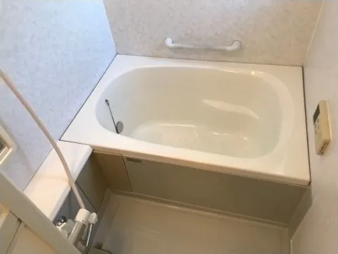 Ks Flat - Interior - ["Brown", "Tap", "Plumbing fixture"]