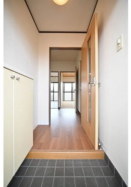 Seeds Residence Eifukucho Palace - Interior - ["Flooring", "Wood", "Floor"]