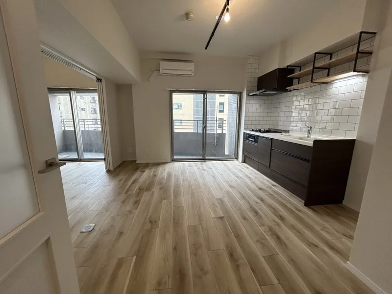 Abrest Nishinippori - Interior - ["Flooring", "Floor", "Apartment"]