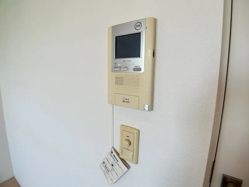 La Douceur Sugamo - Interior - ["Electronic device", "Technology", "Machine"]