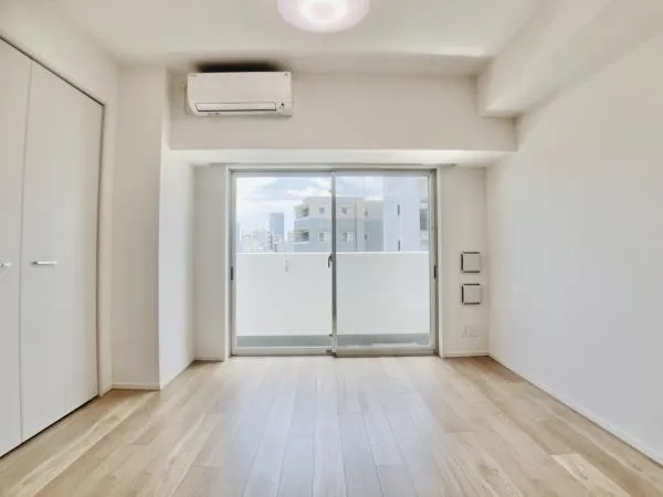 PREMIUM CUBE Ueno - Interior - ["Fixture", "Building", "Interior design"]