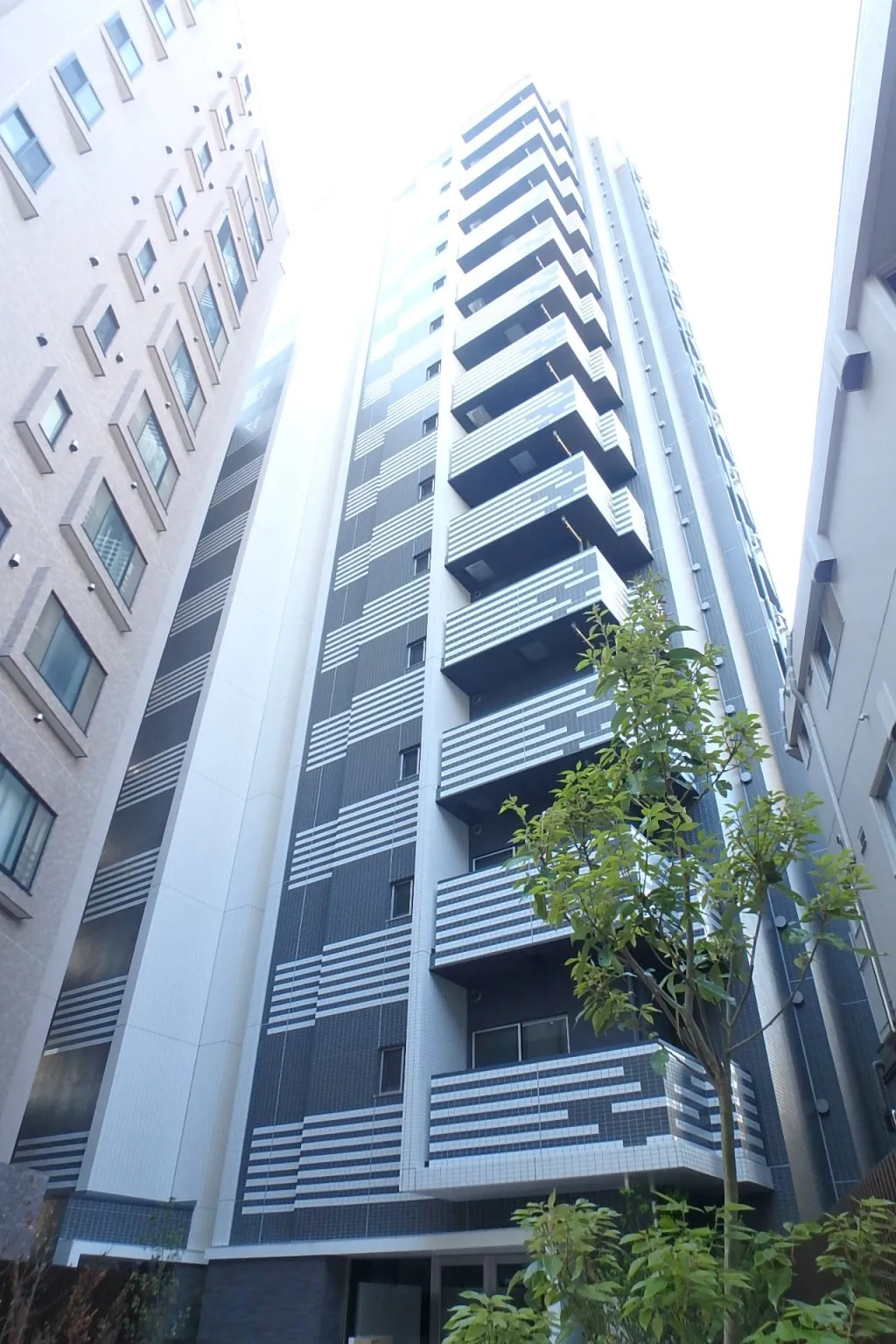 Urban Park Nishisugamo EAST - Exterior - ["Building", "Daytime", "Property"]